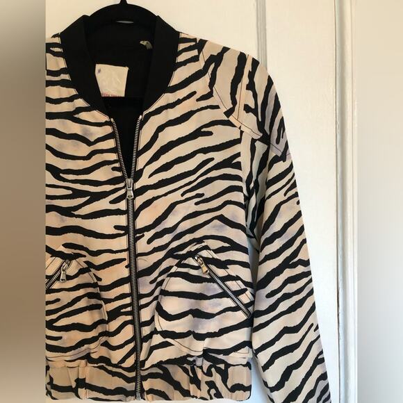 Rebecca Taylor Tiger-Striped Silk Bomber Jacket - Picture 5 of 10
